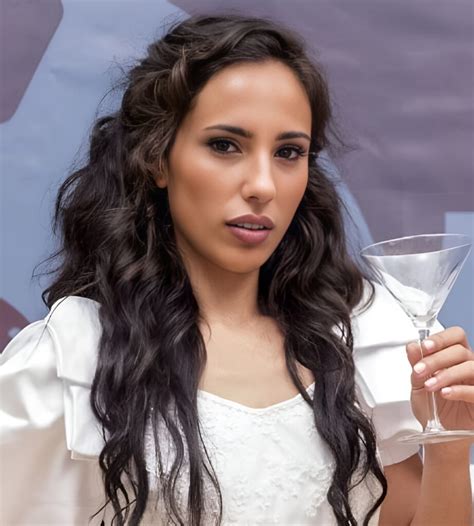 Sherezade, la nueva 'miembra' del clan porno Lapiedra.